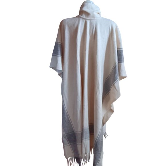 Vintage Women's Boho Poncho Beige & Gray Striped Wool Fringe Hem 1980's Necktie - Picture 6 of 7